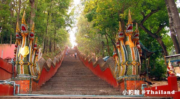 清萊一日遊  Mae Sai Wat Phra That Doi Wao4.jpg