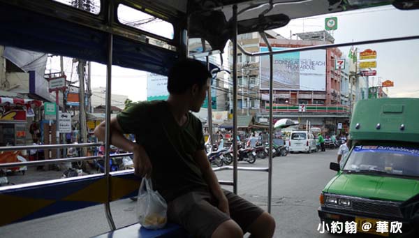 華欣自由行- 華欣當地人雙條車3.jpg