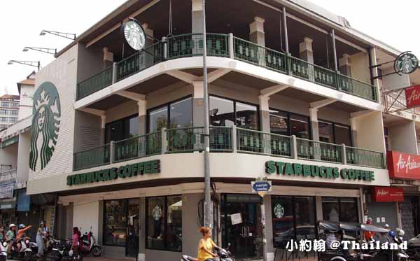 清邁starbucks.星巴克Tha Pae Gate.jpg