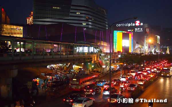 Central Plaza Ladprao百貨-聖誕節Christmas tree.jpg