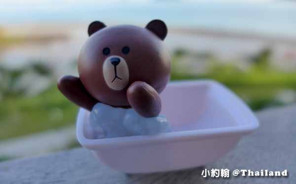 LINE FRIENDS Desktop Item Set熊大免免桌上公仔手機吸盤座1.jpg LINE FRIENDS Desktop Item Set熊大免免桌上公仔手機吸盤座1.jpg