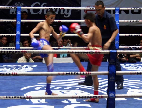 泰國曼谷正宗泰拳比賽Lumpinee Boxing Stadium 1.JPG 泰國曼谷正宗泰拳比賽Lumpinee Boxing Stadium 1.JPG
