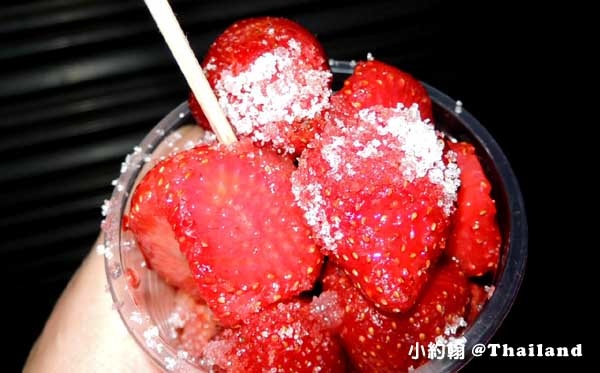 清邁草莓季Chiang mai strawberry一杯10泰銖.jpg