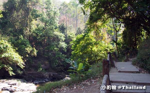 Wachirathan Waterfall3.jpg