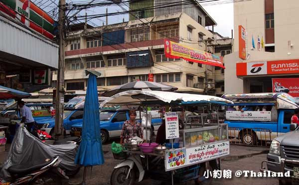 泰國美功鐵道市場(Maeklong Railway Market) 7-11.jpg