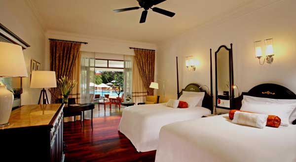 Centara Grand Beach Resort & Villas Hua Hin room2.jpg