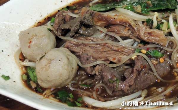 Tube Kad Him Ping泰國牛肉船麵2.jpg