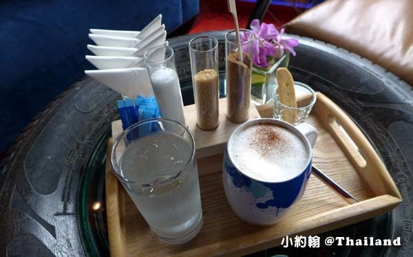 Siam@Siam Design Hotel Pattaya car bar ocffee.jpg Siam@Siam Design Hotel Pattaya car bar ocffee.jpg