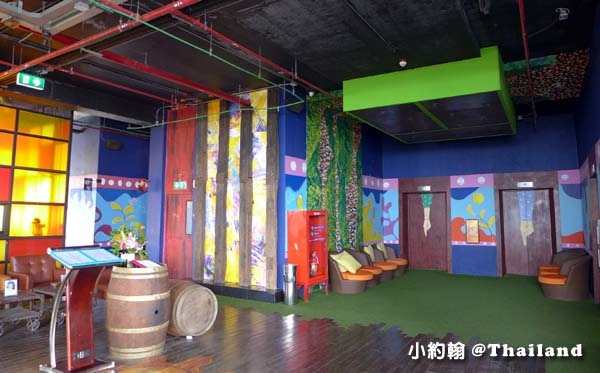 Siam@Siam Pattaya Double Deck Pool.jpg Siam@Siam Pattaya Double Deck Pool.jpg