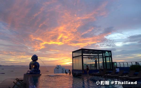 Siam@Siam Pattaya swim Pool sunset2.jpg Siam@Siam Pattaya swim Pool sunset2.jpg