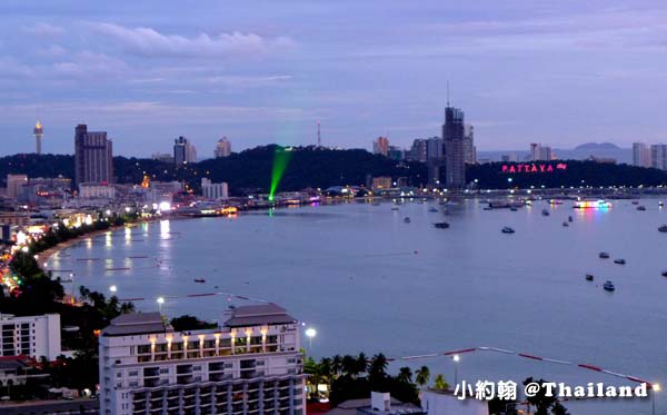 Siam@Siam Pattaya swim Pool sunset4.jpg Siam@Siam Pattaya swim Pool sunset4.jpg