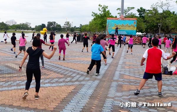 Udonthani黃色小鴨Nong Prajak Public Park6.jpg