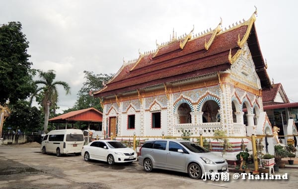 Wat Tha Khrok  Chiang Khan Loei3.jpg