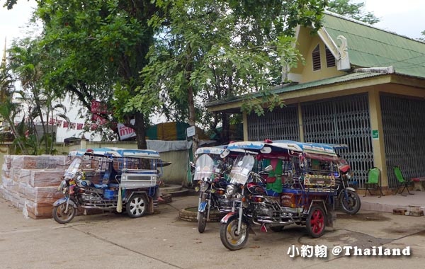 Wat Luang Por Pra Sai (Wat Po Chai) Nong Khai25.jpg