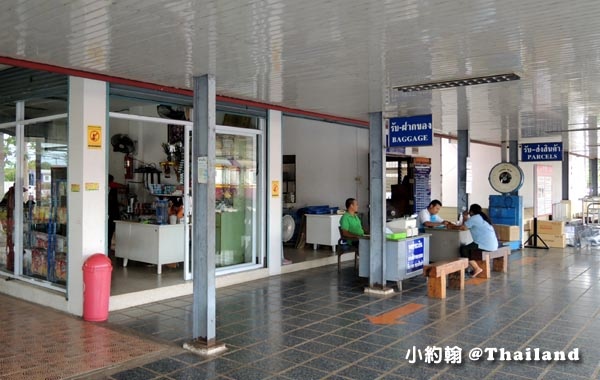 泰國廊開火車站Nong khai Train Station商店.jpg