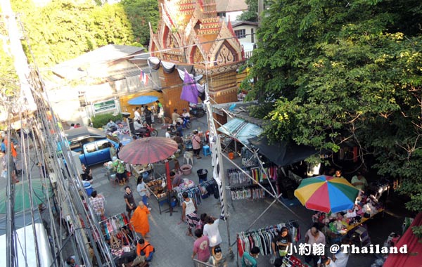 Wat Tai  On nut bangkok market.jpg