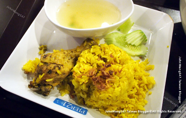 Terminal21 Asok food court咖哩雞腿飯.jpg