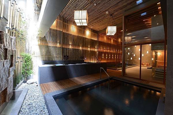 Let's Relax Onsen & Spa Thonglor4.jpg