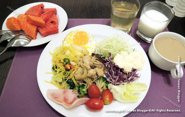 HOTEL de BANGKOK曼谷平價飯店breakfast2.jpg