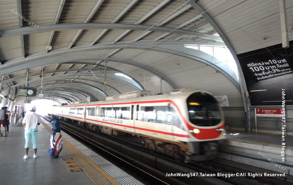 曼谷機場快線到Ratchaprarop站 曼谷機場快線到Ratchaprarop站