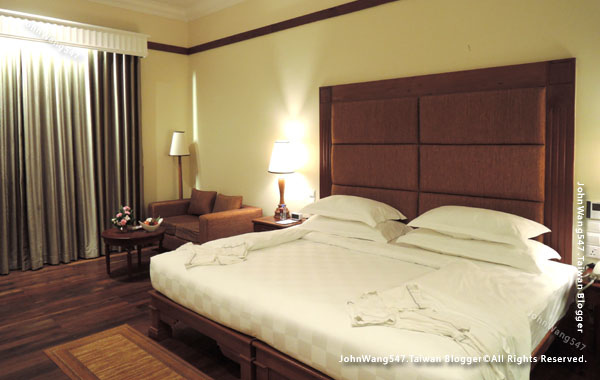 Sokha Siem Reap Resort Hotel Room.jpg Sokha Siem Reap Resort Hotel Room.jpg