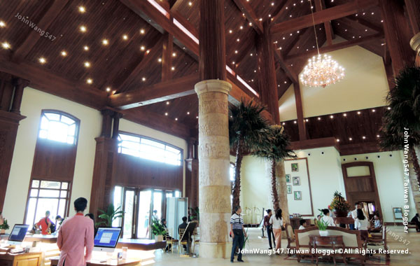 Sokha Siem Reap Resort lobby.jpg