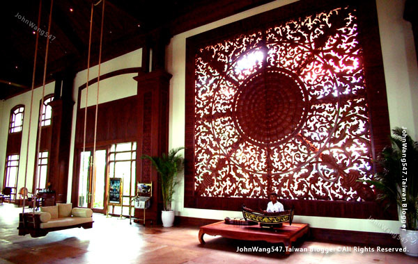 Sokha Siem Reap Resort lobby music.jpg