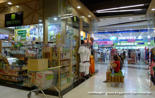 曼谷Big C Supercenter(Rajdamri)大超市1f.jpg