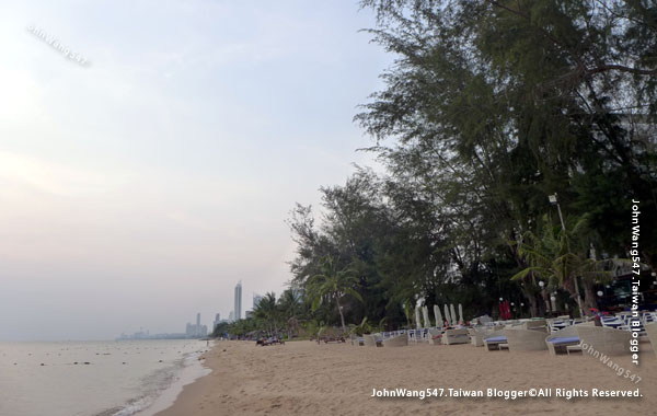 Bacco Italian Restaurant & Beach Pattaya.jpg