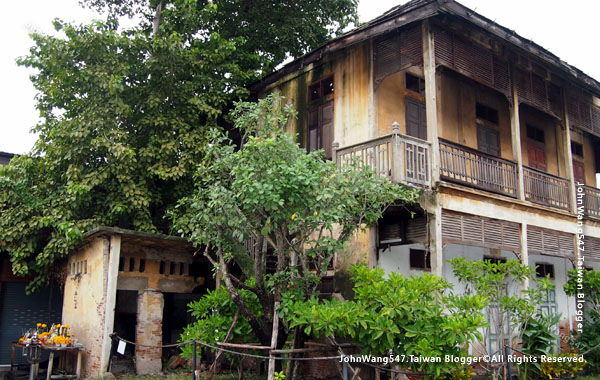 San Phra Phum(Thai Spirit Houses)Asiatique2