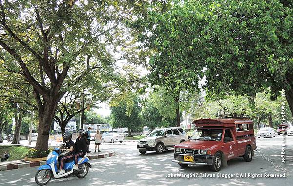 泰國租車注意-泰國汽車右駛2.jpg 泰國租車注意-泰國汽車右駛2.jpg