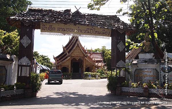 Wat Srisuphan Chiang Mai2.jpg
