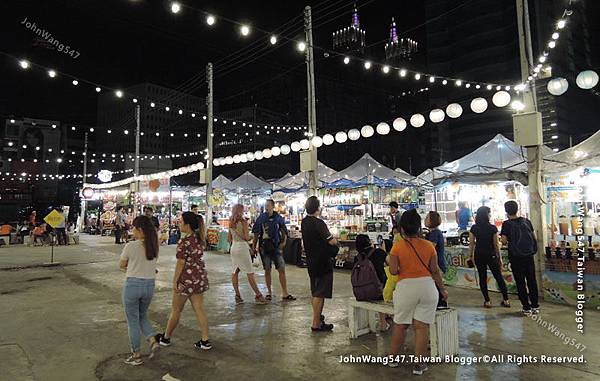 曼谷Talad Neon水門霓虹美食夜市3.jpg