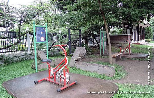 Buak Hard Public Park Chiang Mai2.jpg