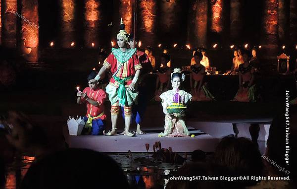 Sukhothai light show.jpg