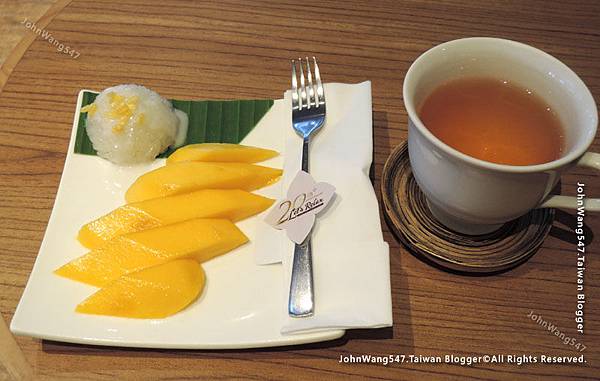 Let's Relax SPA Phaya Thai Mango stick rice.jpg