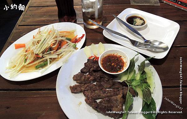 Cherng Doi Roast Chicken ChiangMai1.jpg