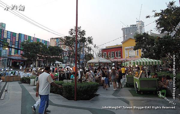 Central Marina Pattaya Night Market6.jpg