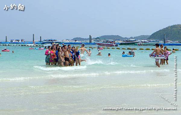 Koh Larn Tawaen Beach5.jpg