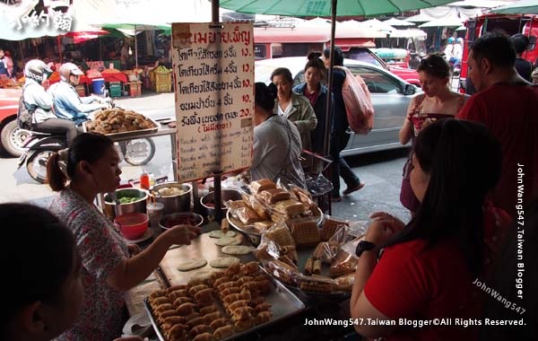 Thai Pancakes Warorot Market.jpg