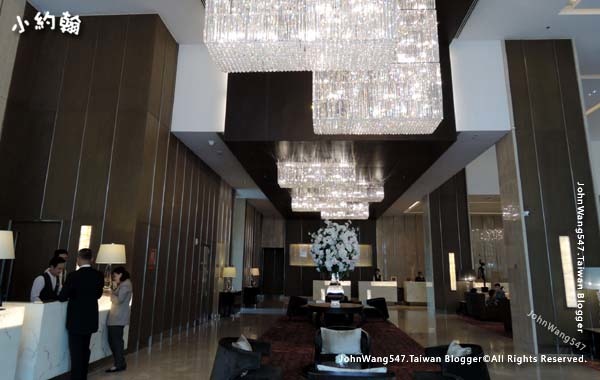 Eastin Grand Hotel Sathorn lobby.jpg