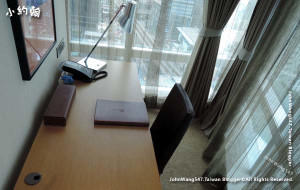 Eastin Grand Hotel Sathorn Executive Deluxe Room14.jpg