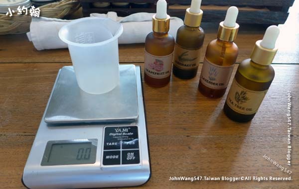 Phranakorn-Thumlen Soap Making DIY class 5.jpg