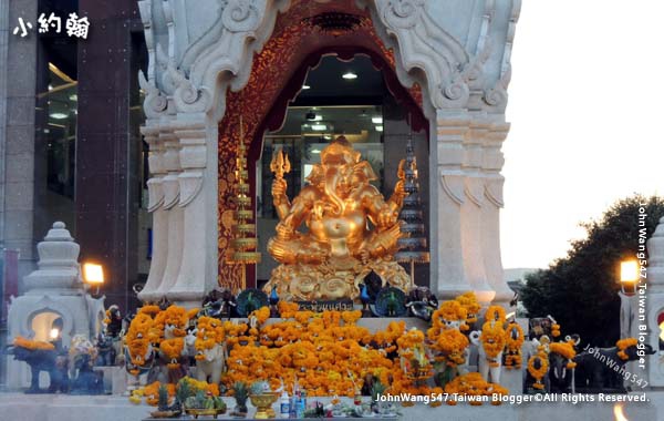 ISETAN CentralWorld Ganesh2.jpg