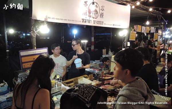 ARTBOX market at Samyan Bangkok5.jpg