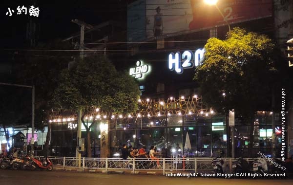 H2M bar@Bang Saen.jpg