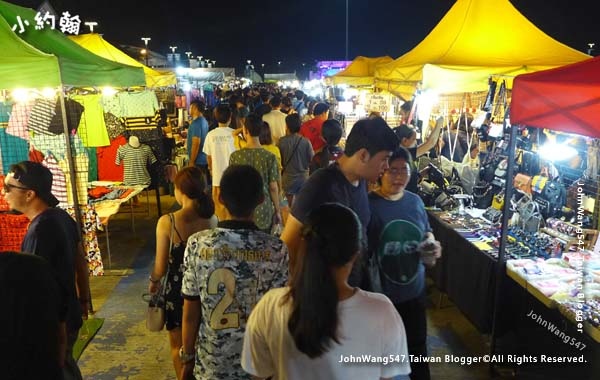 Bangsaen Walking Street Night Market11.jpg