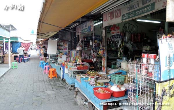 Chatuchak JJ Night Market Chon Buri5.jpg