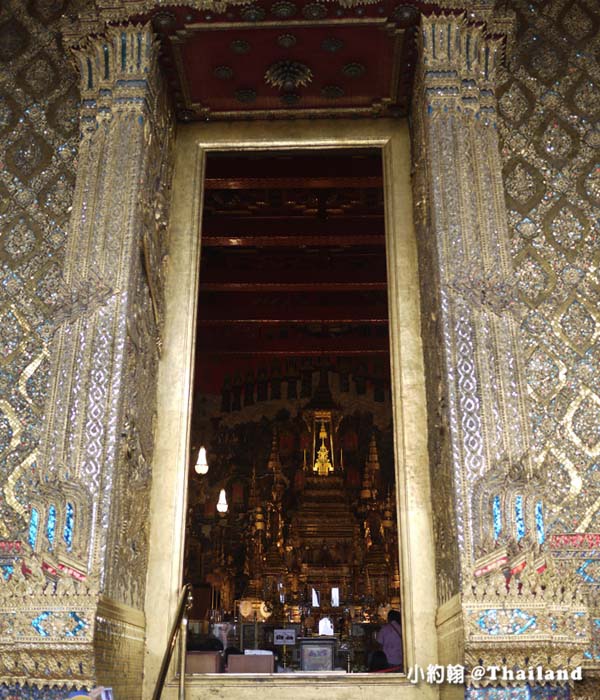 曼谷玉佛寺(Wat Phra Kaeo).jpg