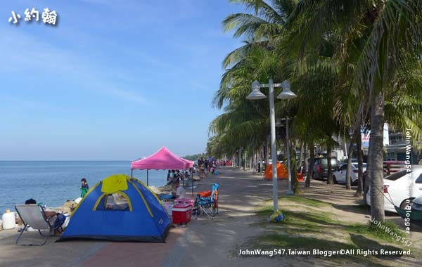 Bangsaen Beach ChonBuri7.jpg